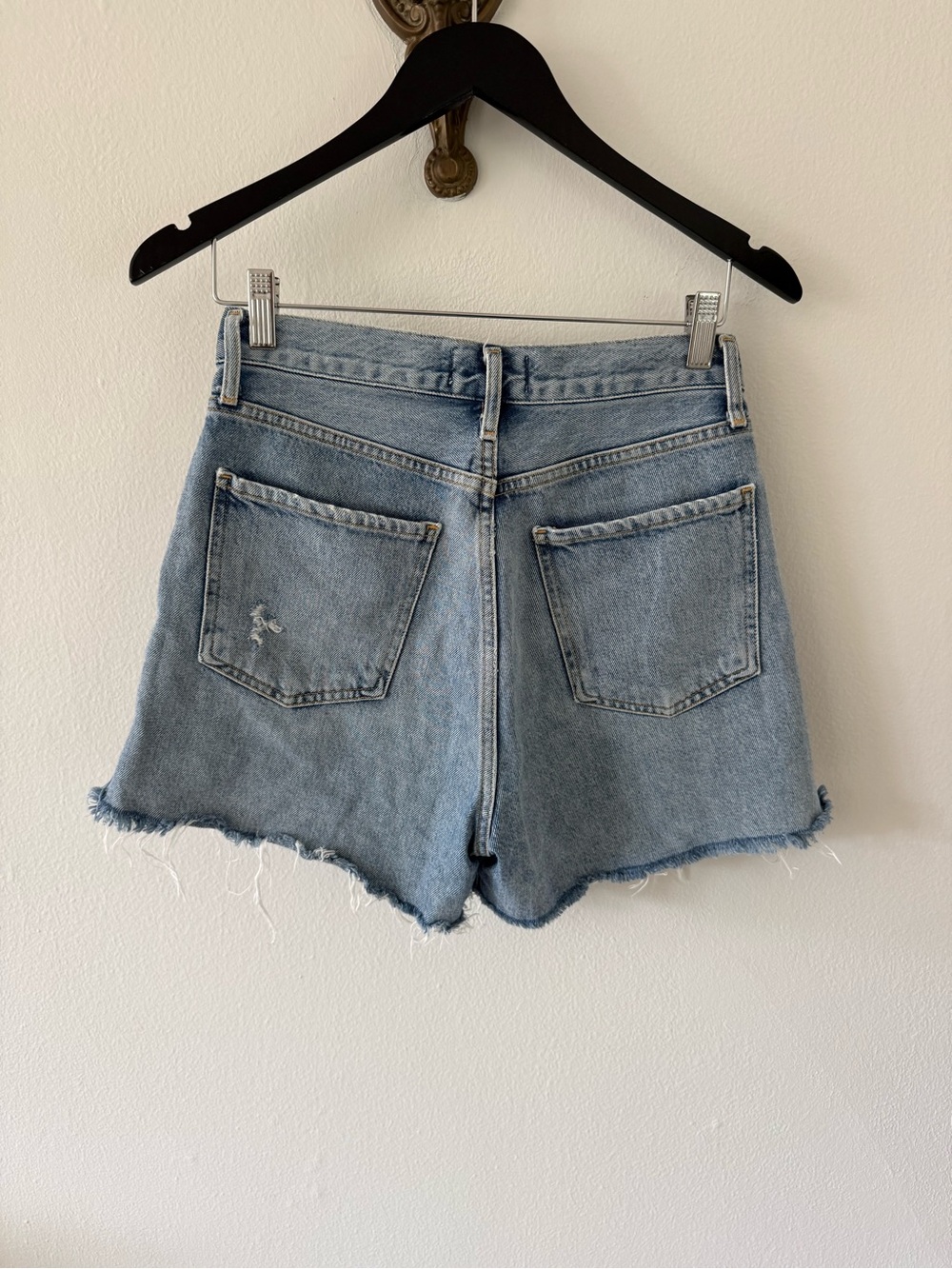 Agolde Faded Blue High-Rise Distressed Denim Shorts - Picture 3 of 3